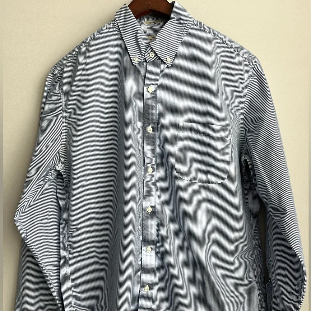 J Crew slim long sleeve button down shirt